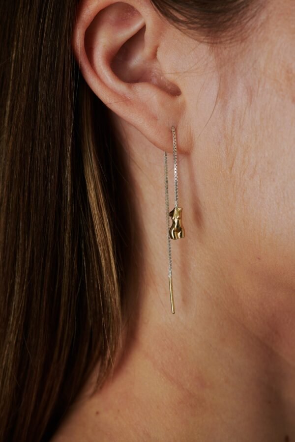 chain earrings in silver and 18ct yellow gold, with gold female figure