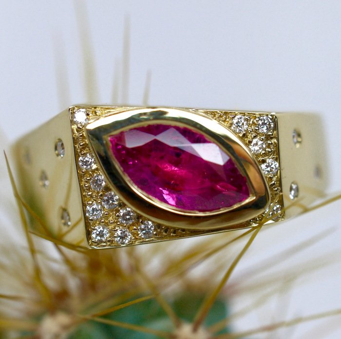 gold ruby engagement ring lsd